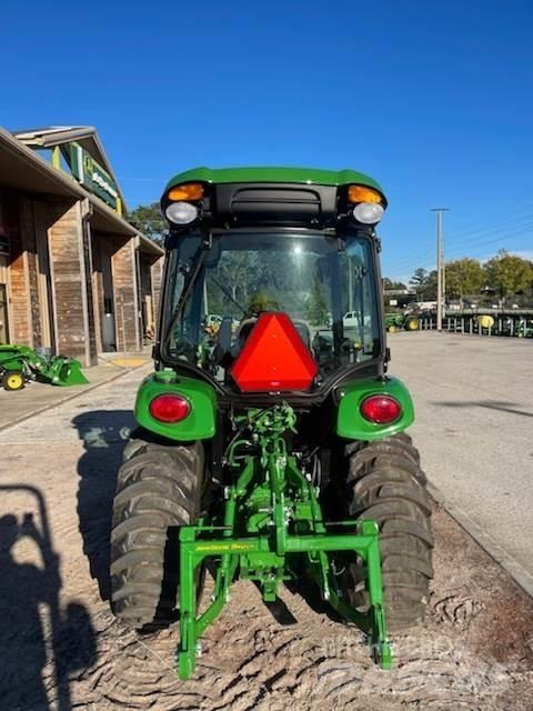 John Deere 3046R Tratores Agrícolas usados