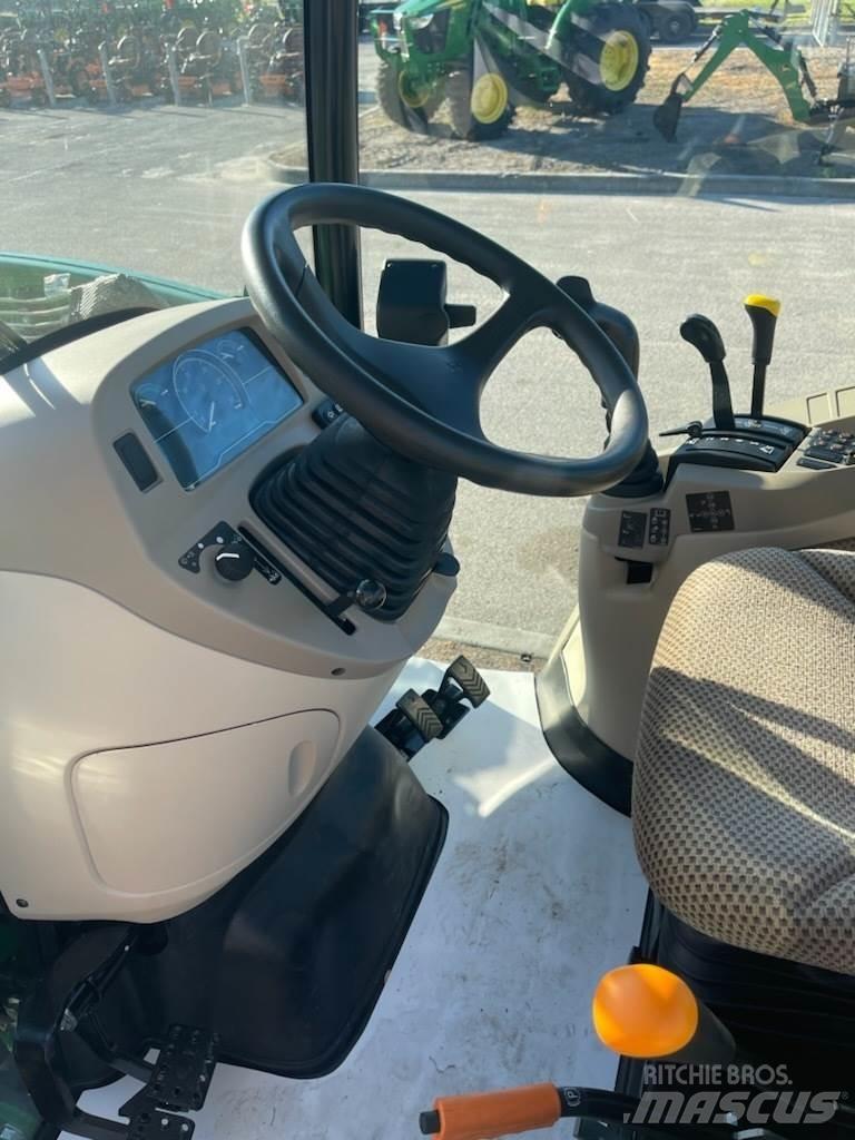 John Deere 3046R Tratores Agrícolas usados