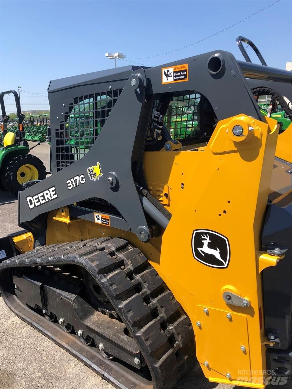 John Deere 317G Mini carregadoras