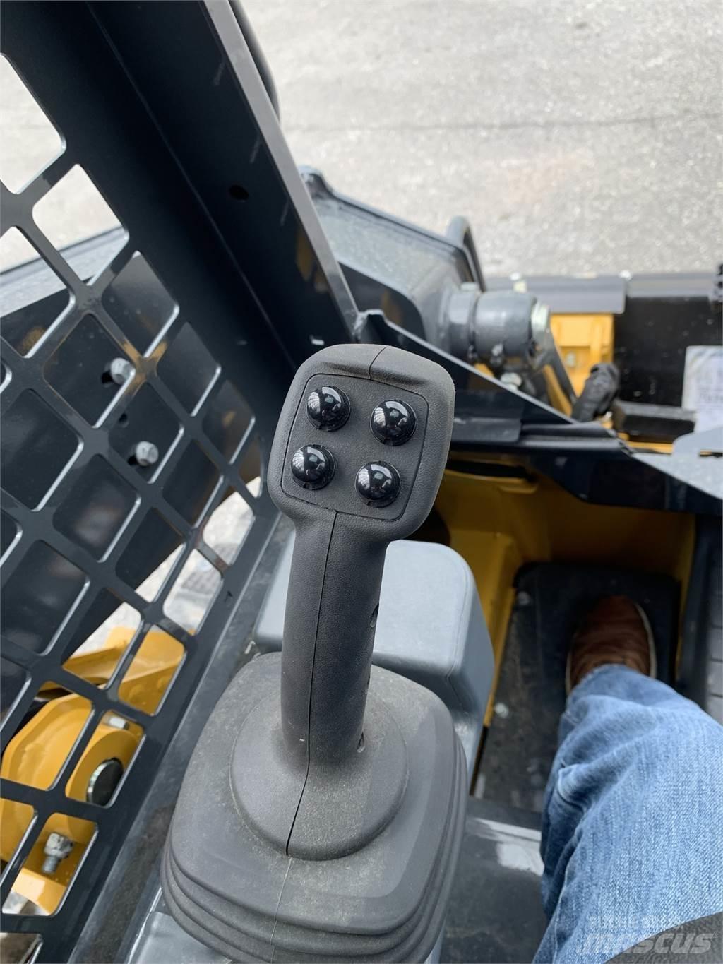 John Deere 317G Mini carregadoras