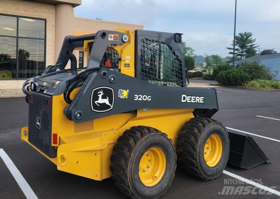 John Deere 320G Carregadoras de direcção deslizante