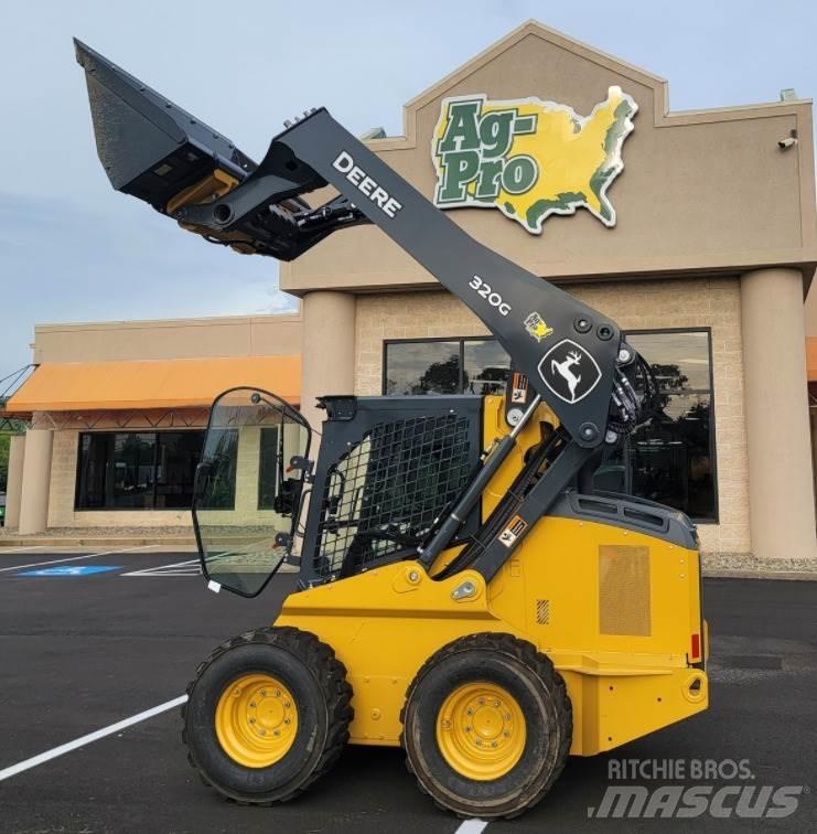 John Deere 320G Carregadoras de direcção deslizante
