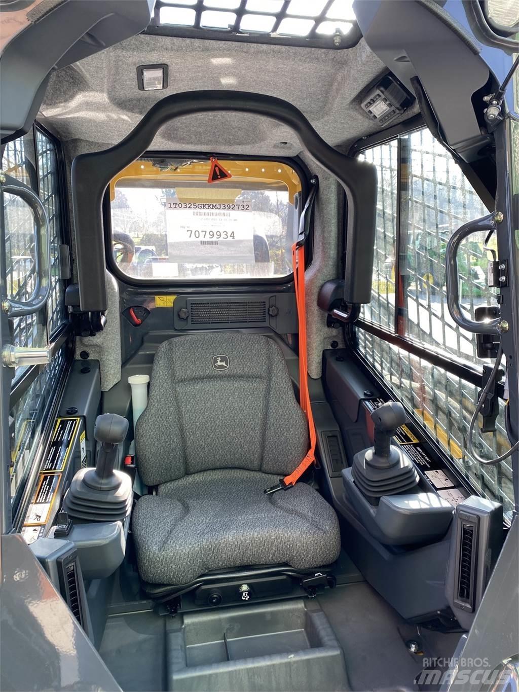 John Deere 325G Mini carregadoras
