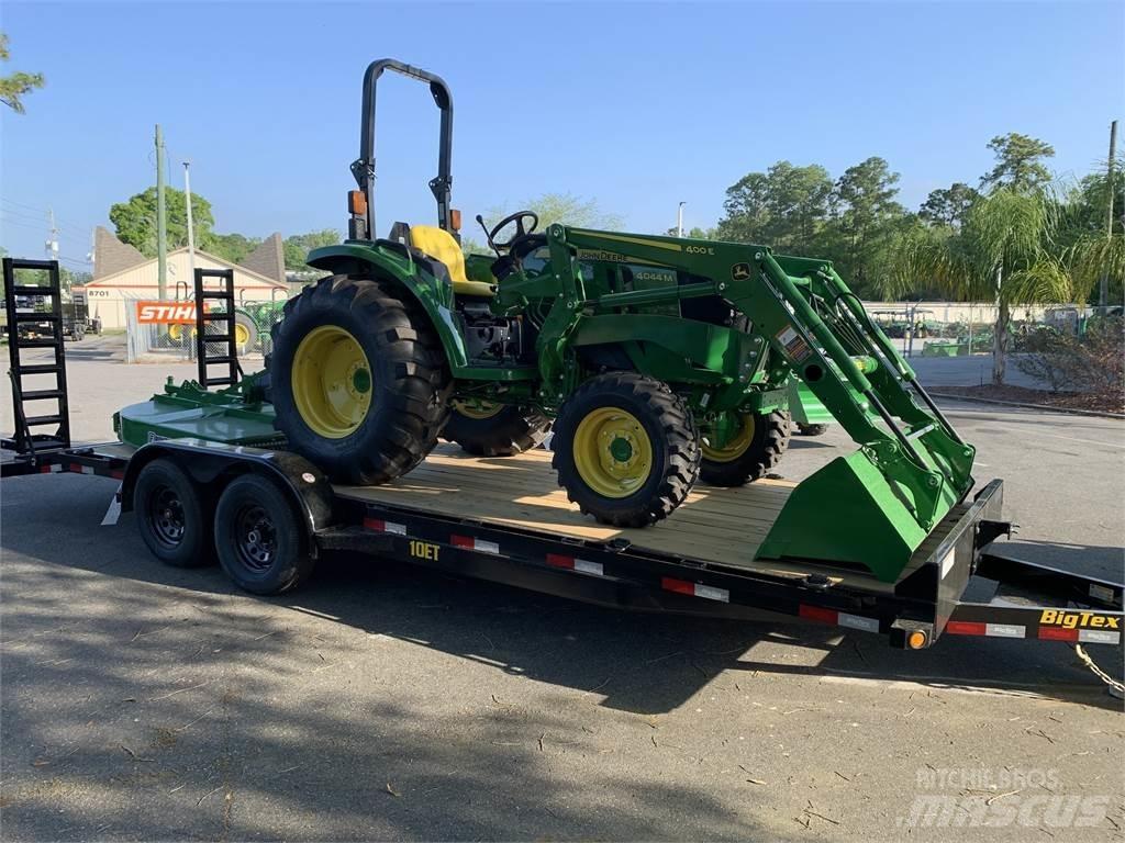 John Deere 4044M Tratores Agrícolas usados