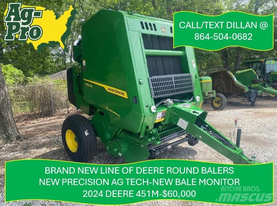 John Deere 451M Enfardadeira de rolos