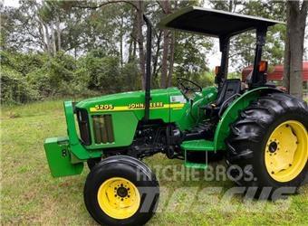 John Deere 5205 Tratores Agrícolas usados