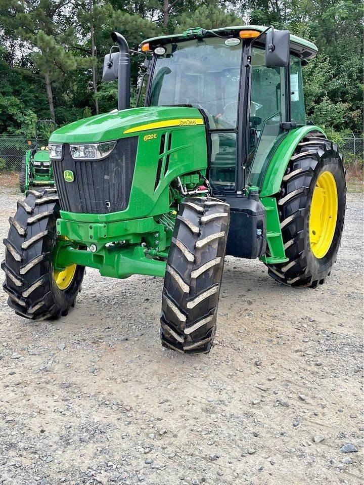 John Deere 6120E Tratores Agrícolas usados