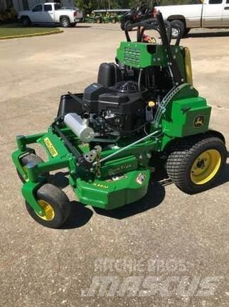 John Deere 636M Corta-Relvas Riders