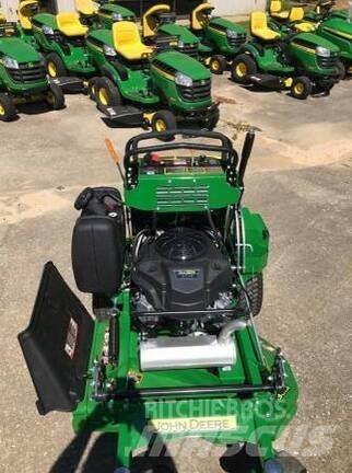 John Deere 636M Corta-Relvas Riders