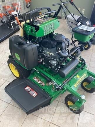 John Deere 636M Corta-Relvas Riders