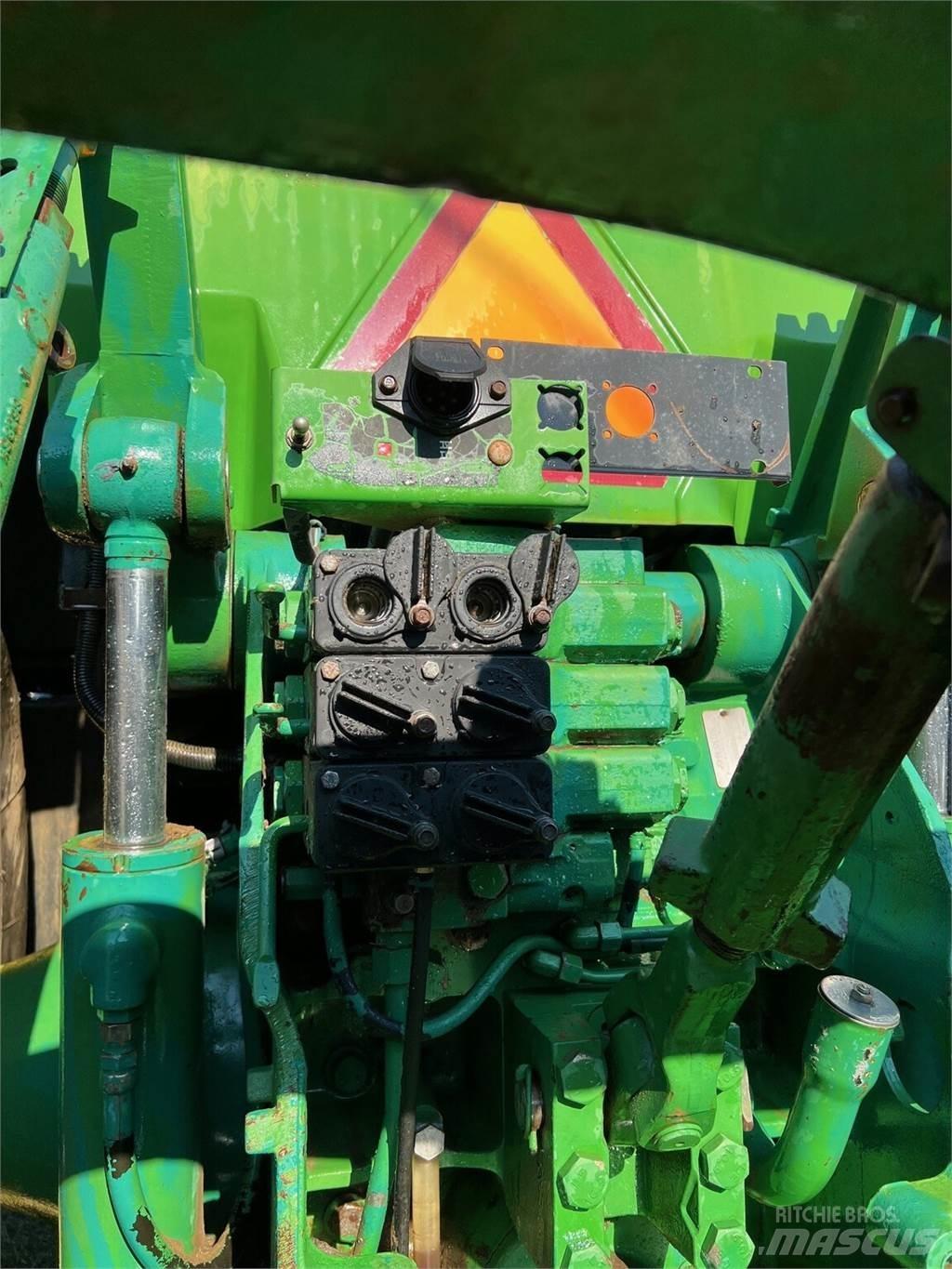 John Deere 8200 Tratores Agrícolas usados