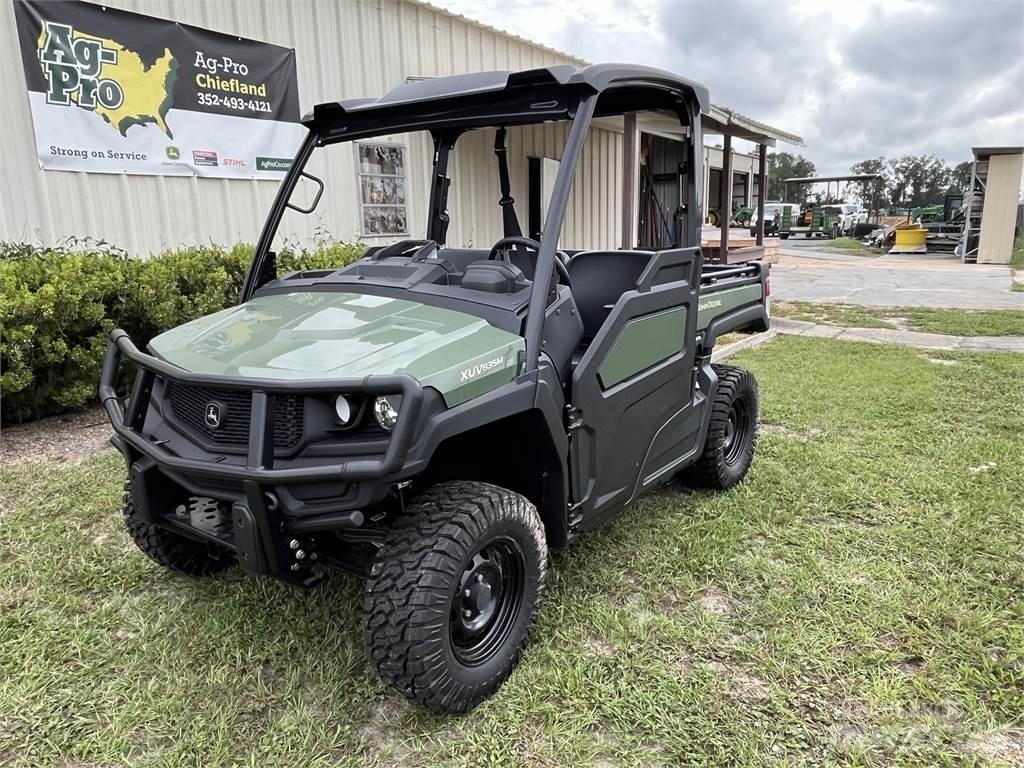 John Deere 835M Máquinas utilitárias