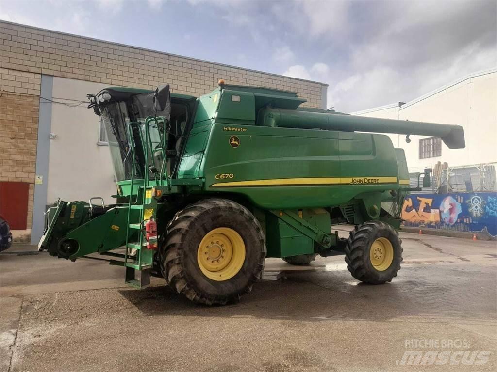 John Deere C670 Ceifeiras debulhadoras