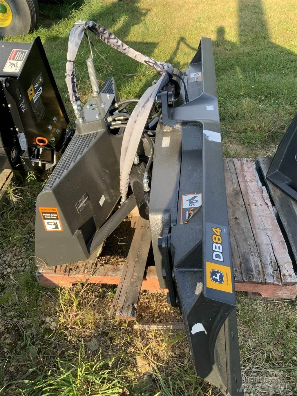 John Deere DB84 Construção - Outros

