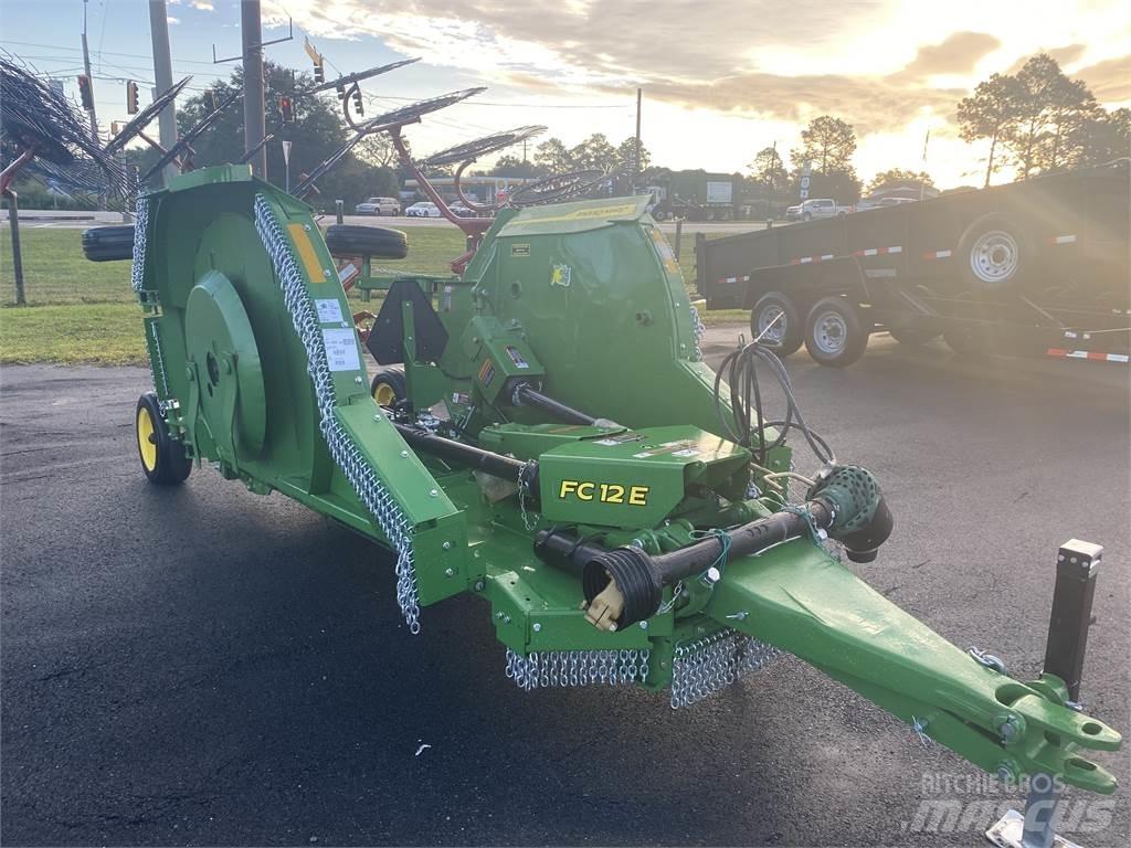 John Deere FC12E Cortadores, moinhos e desenroladores de fardos