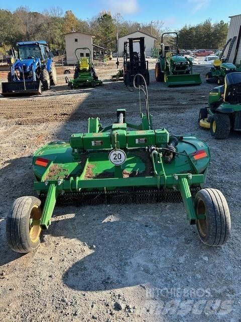 John Deere RC8M Cortadores, moinhos e desenroladores de fardos
