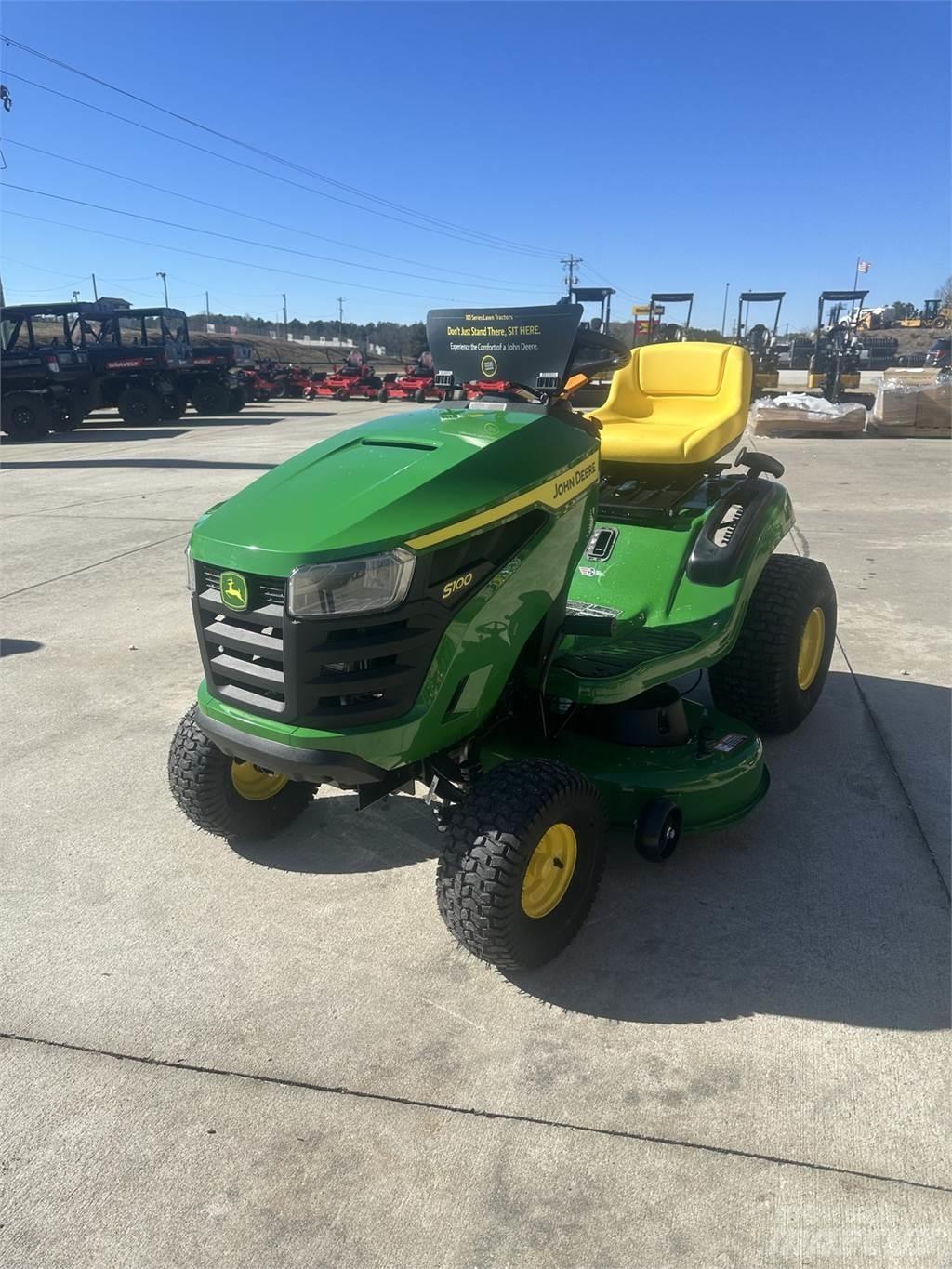 John Deere S100 Corta-Relvas Riders