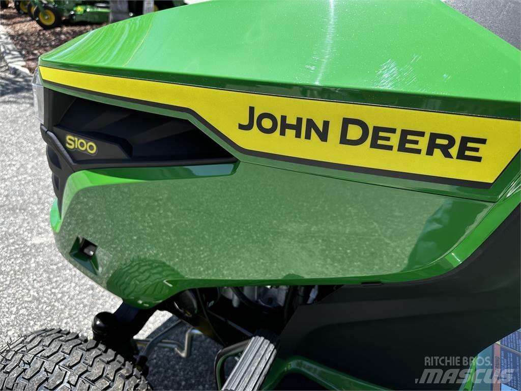 John Deere S100 Corta-Relvas Riders