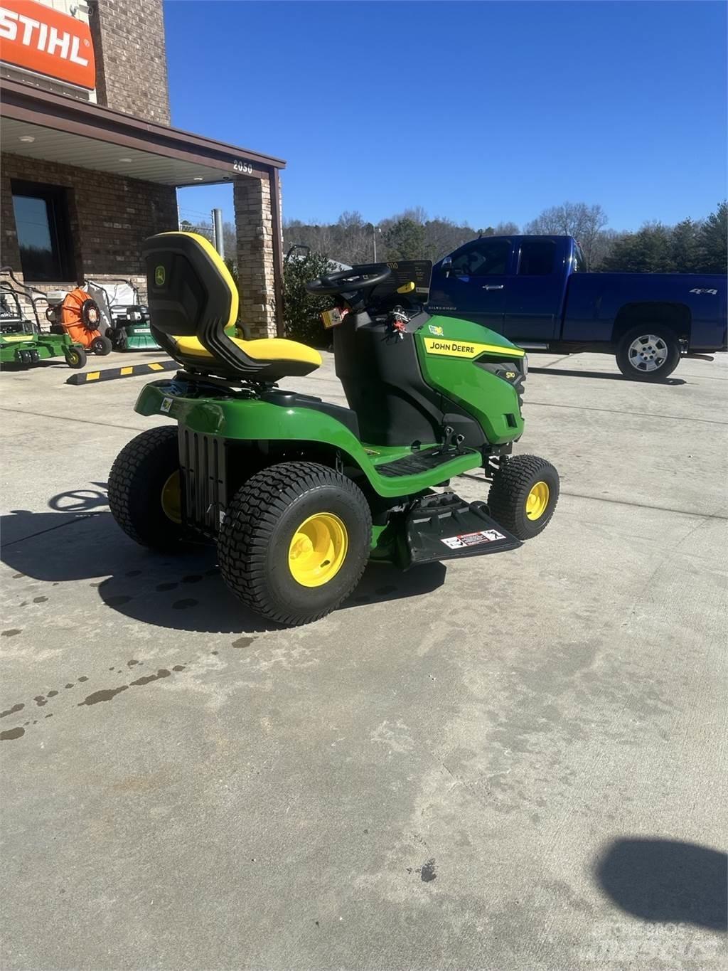John Deere S110 Corta-Relvas Riders