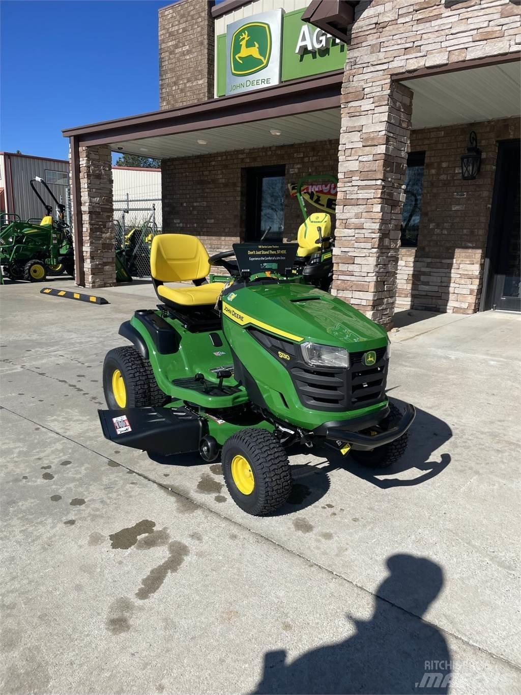 John Deere S130 Corta-Relvas Riders