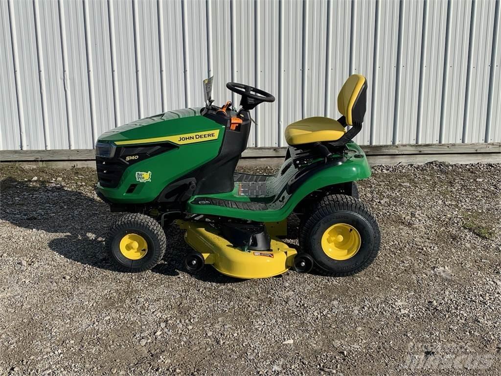 John Deere S140 Corta-Relvas Riders