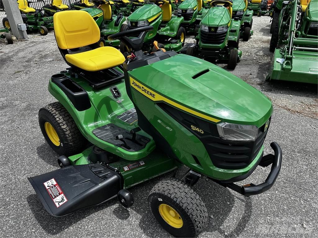 John Deere S140 Corta-Relvas Riders