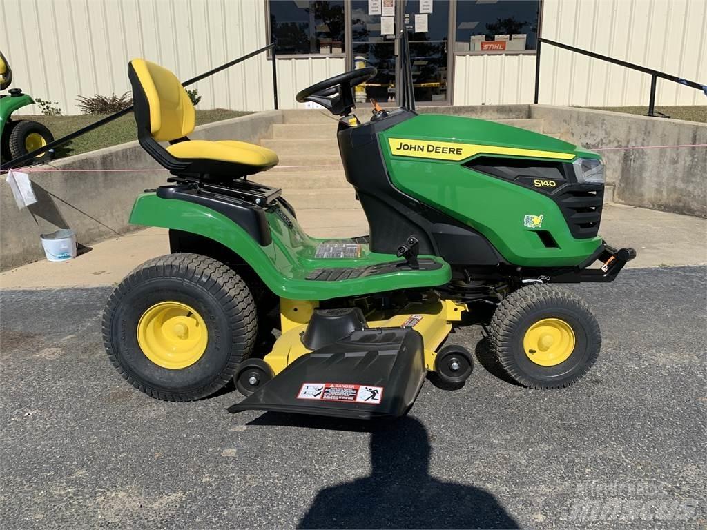 John Deere S140 Corta-Relvas Riders