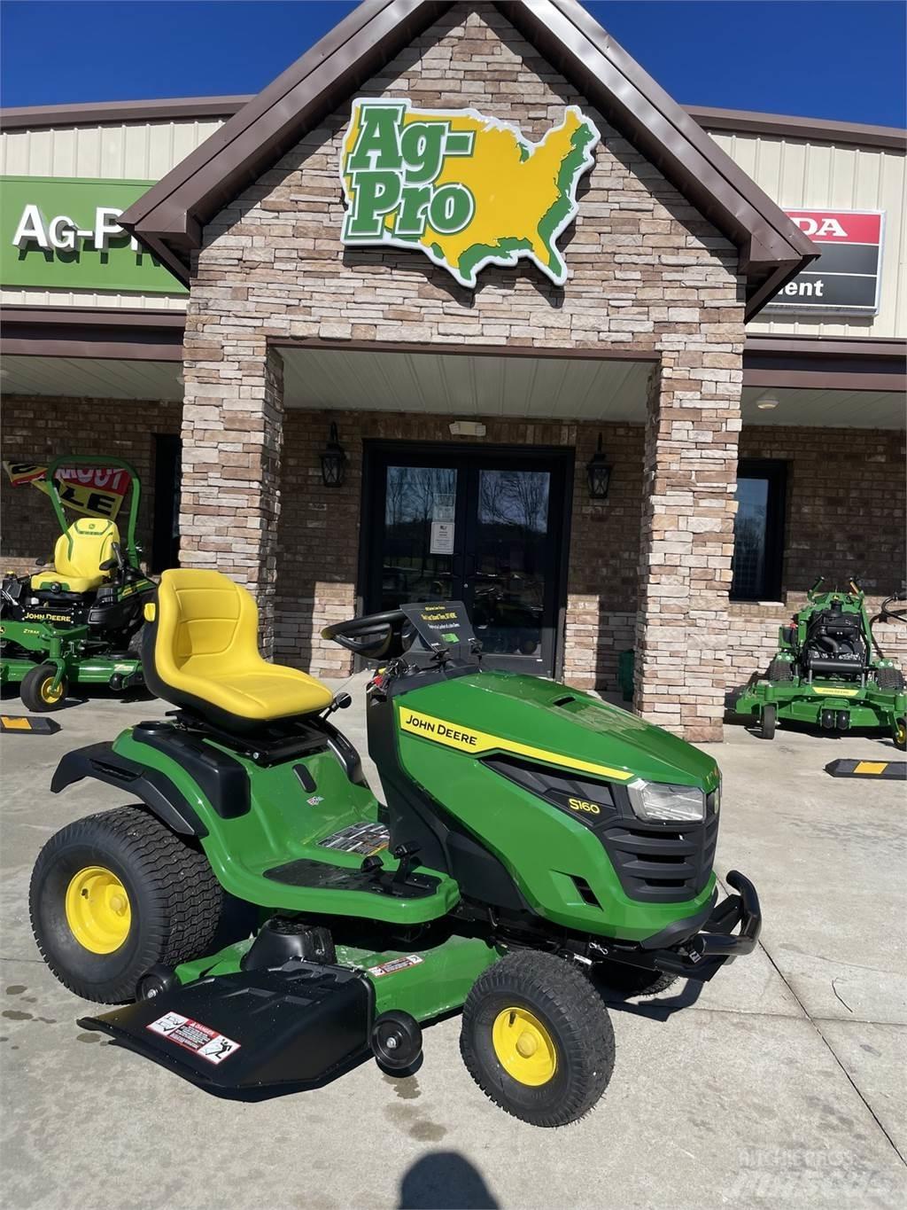 John Deere S160 Tractores compactos