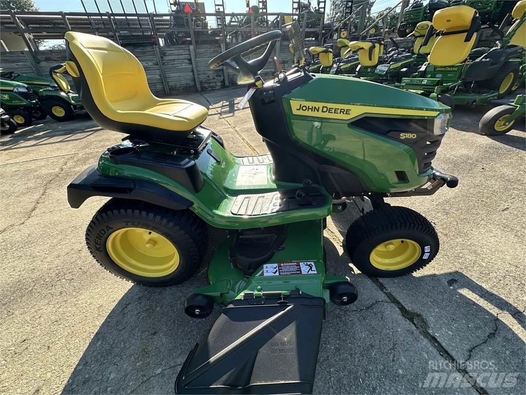 John Deere S180 Tractores compactos