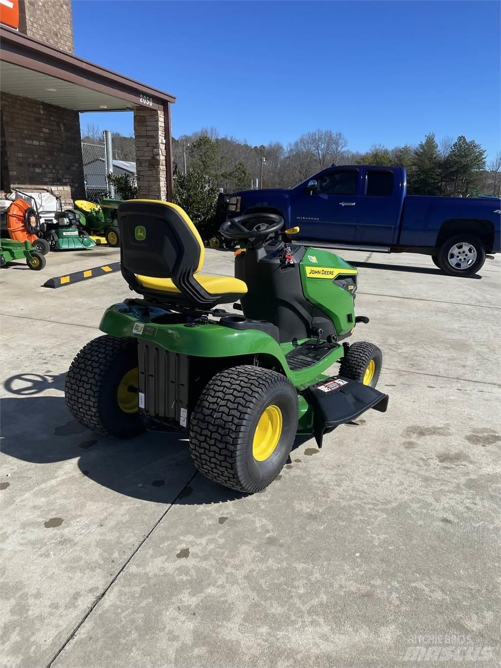 John Deere S220 Corta-Relvas Riders