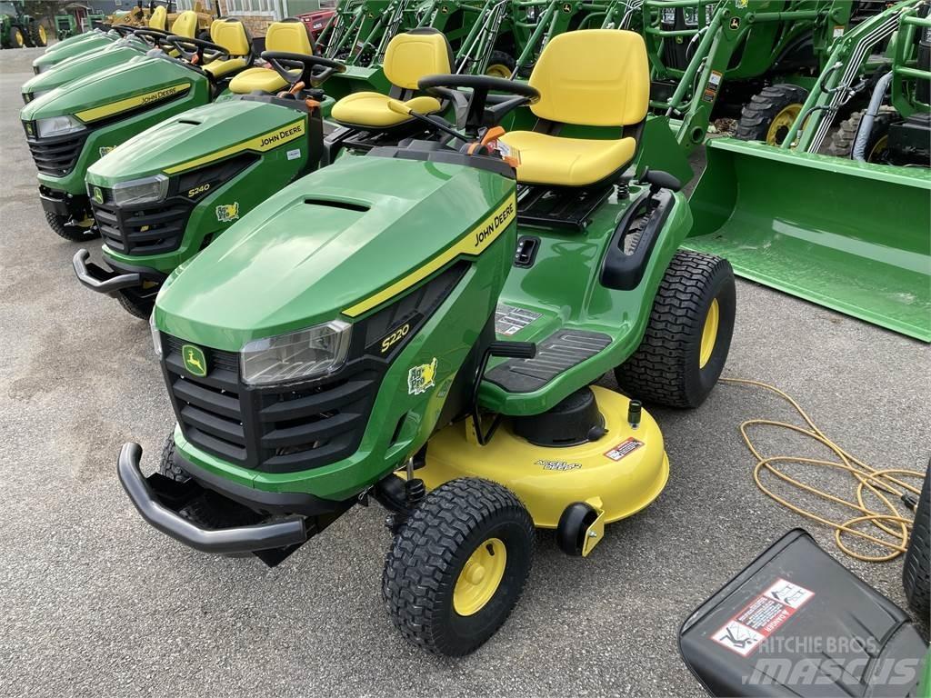 John Deere S220 Tractores compactos