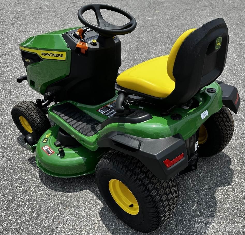 John Deere S240 Tractores compactos