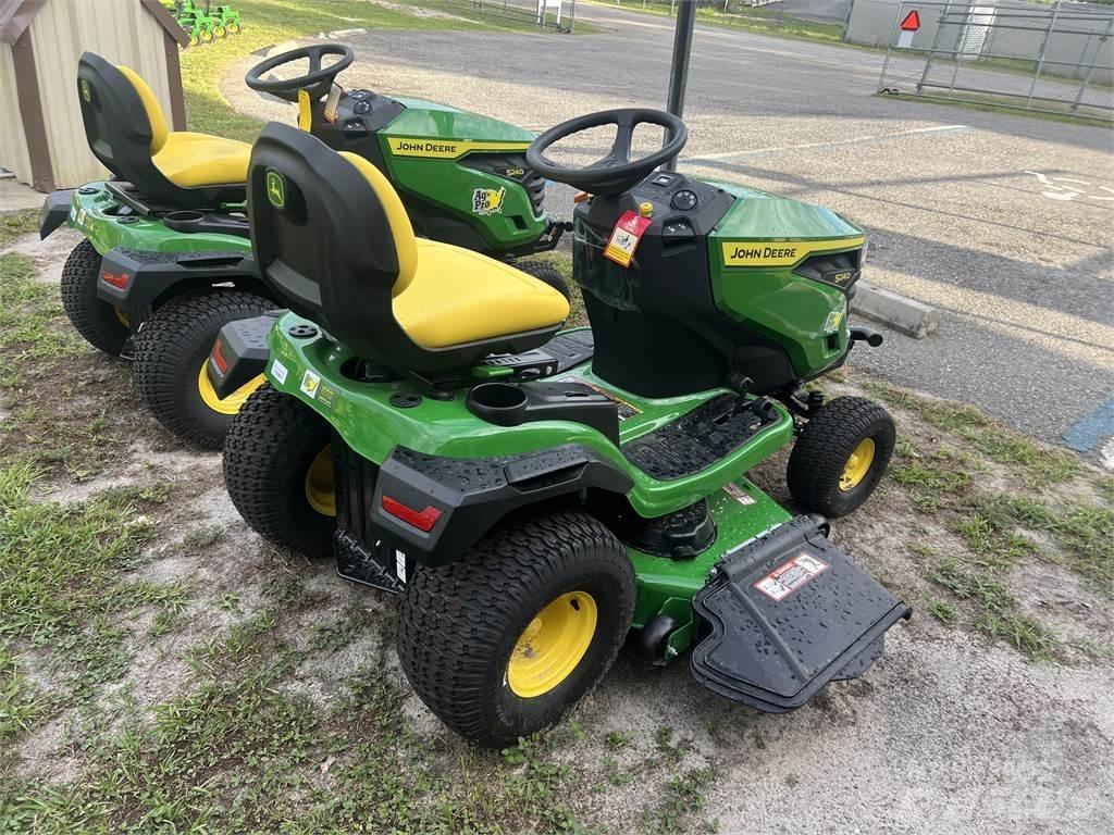 John Deere S240 Tractores compactos