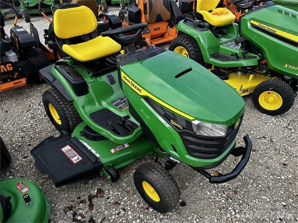 John Deere S240 Tractores compactos
