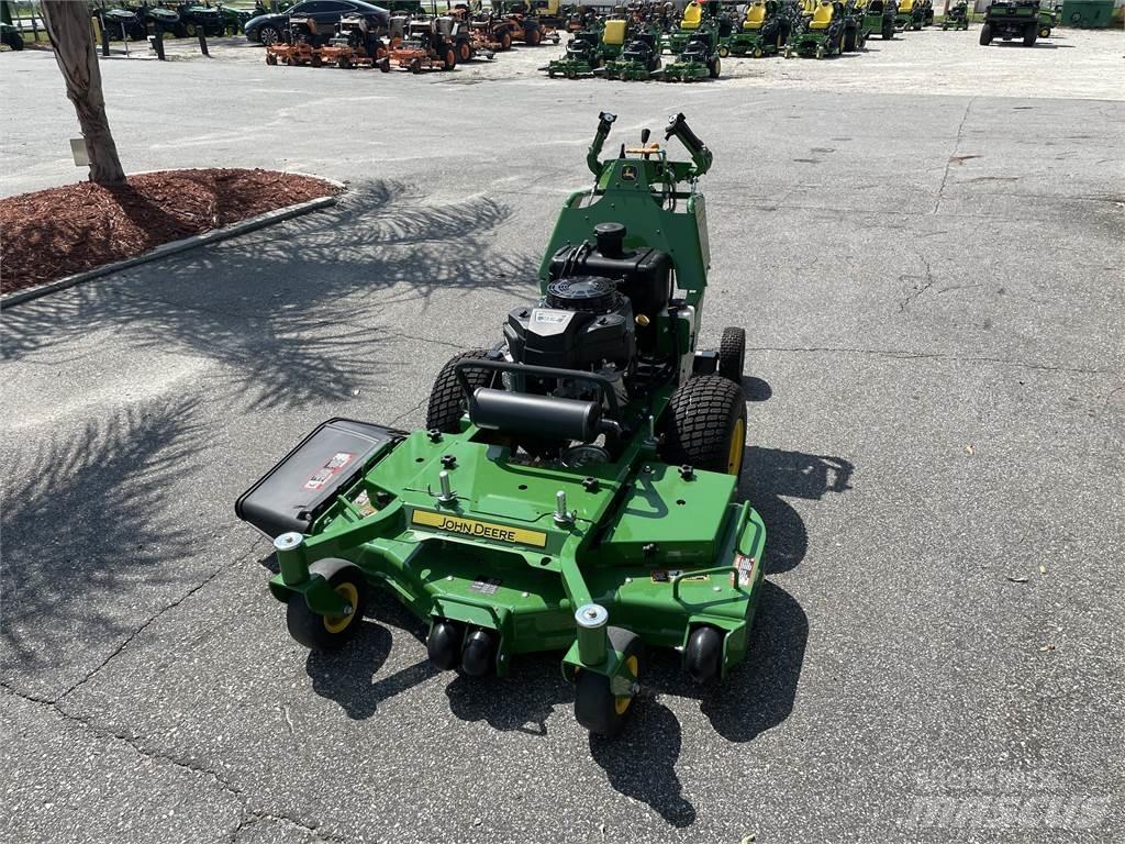 John Deere W48M Corta-Relvas walk-behind