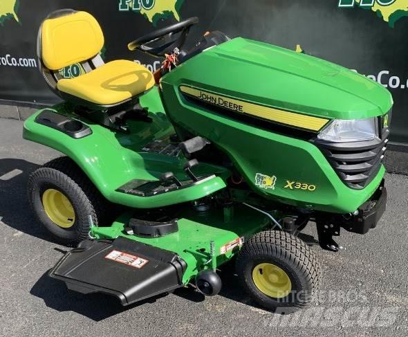 John Deere X330 Tractores compactos