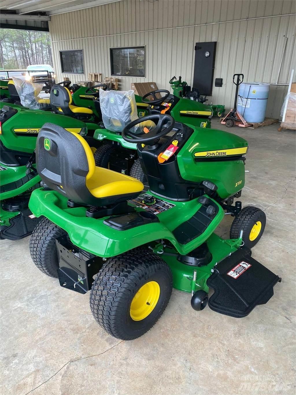 John Deere X330 Tractores compactos