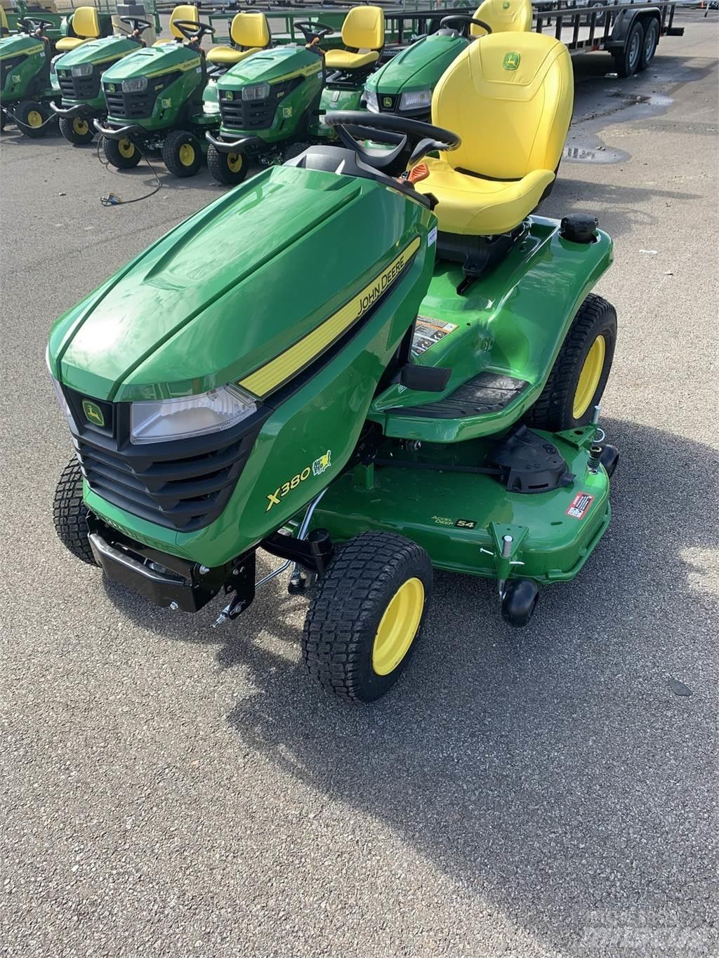 John Deere X380 Tractores compactos