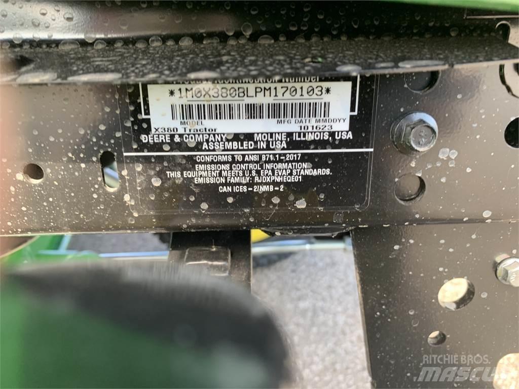 John Deere X380 Tractores compactos