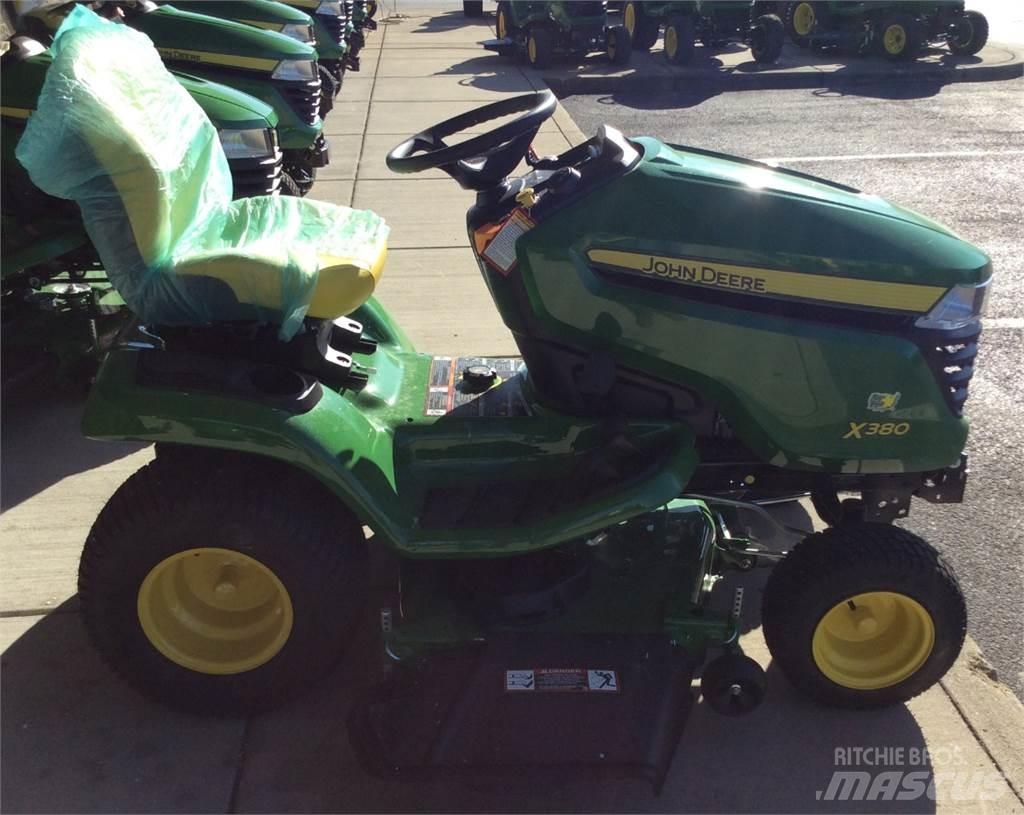 John Deere X380 Tractores compactos
