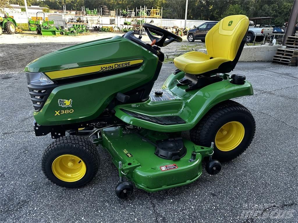 John Deere X380 Tractores compactos