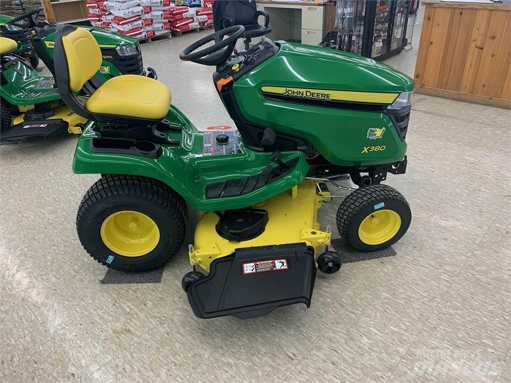 John Deere X380 Tractores compactos
