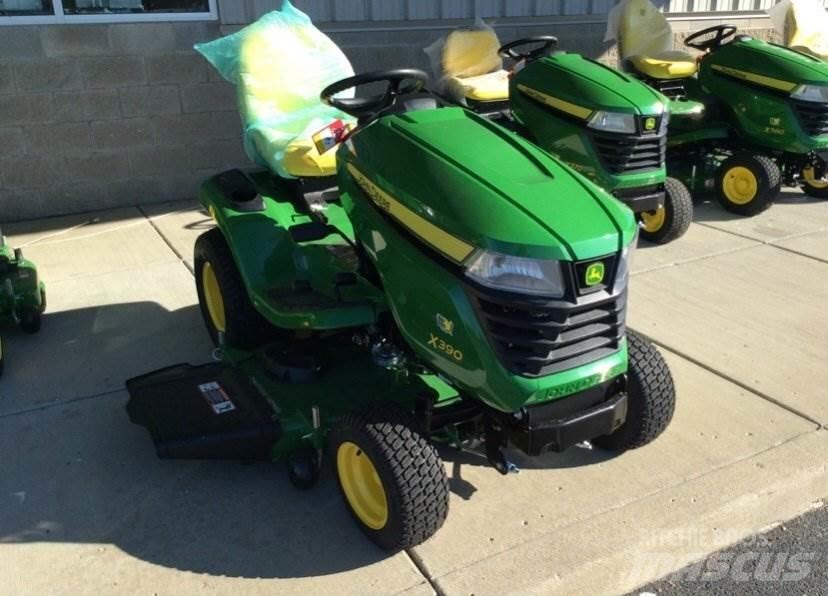 John Deere X390 Tractores compactos