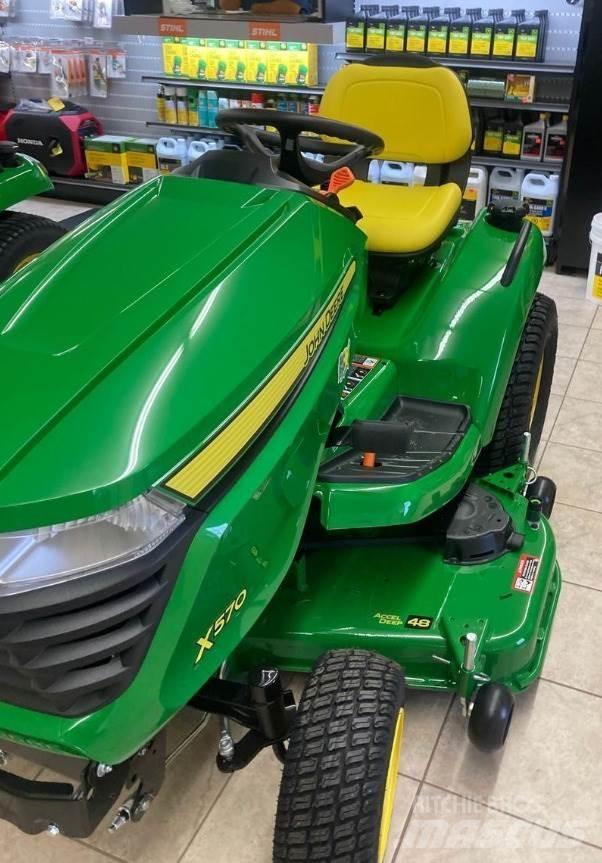 John Deere X570 Tractores compactos