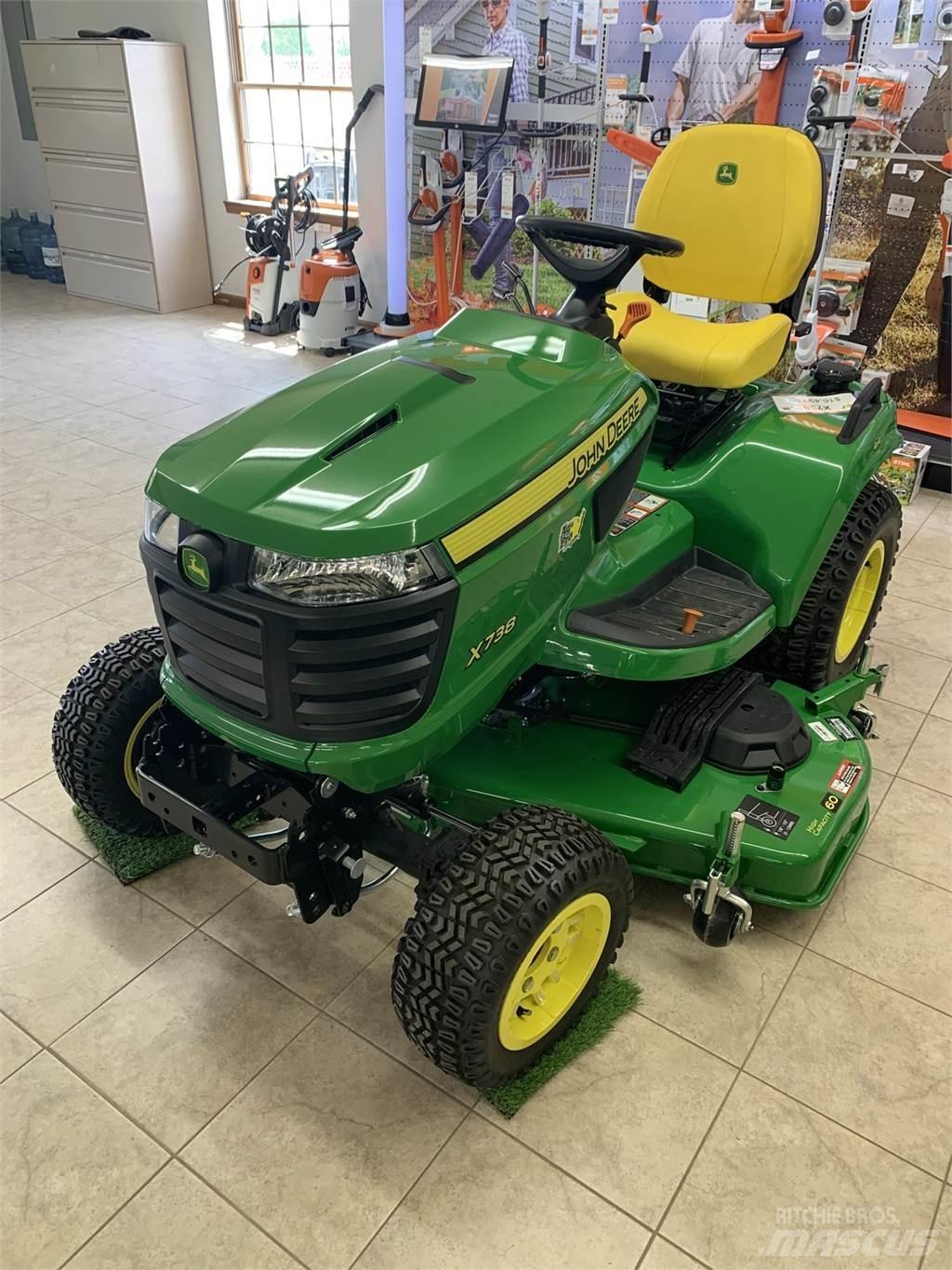 John Deere X738 Tractores compactos