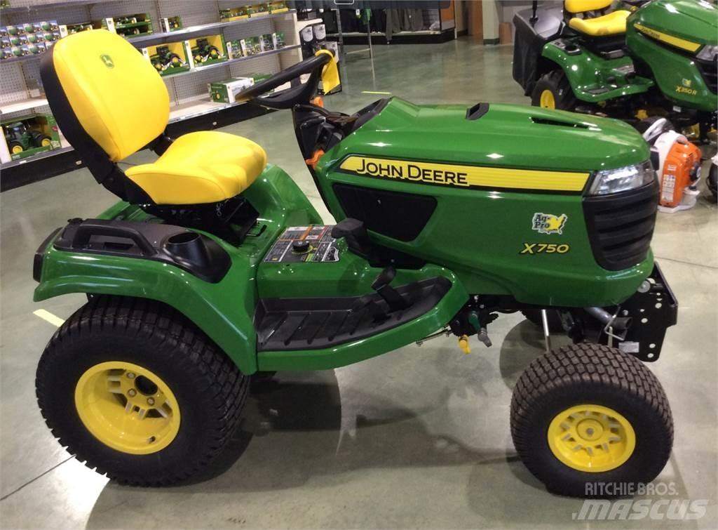John Deere X750 Tractores compactos