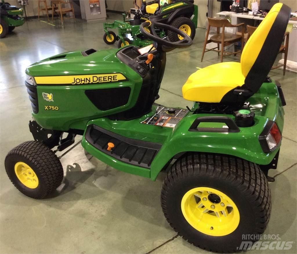 John Deere X750 Tractores compactos