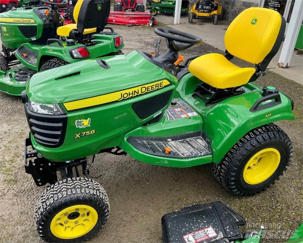 John Deere X758 Tractores compactos