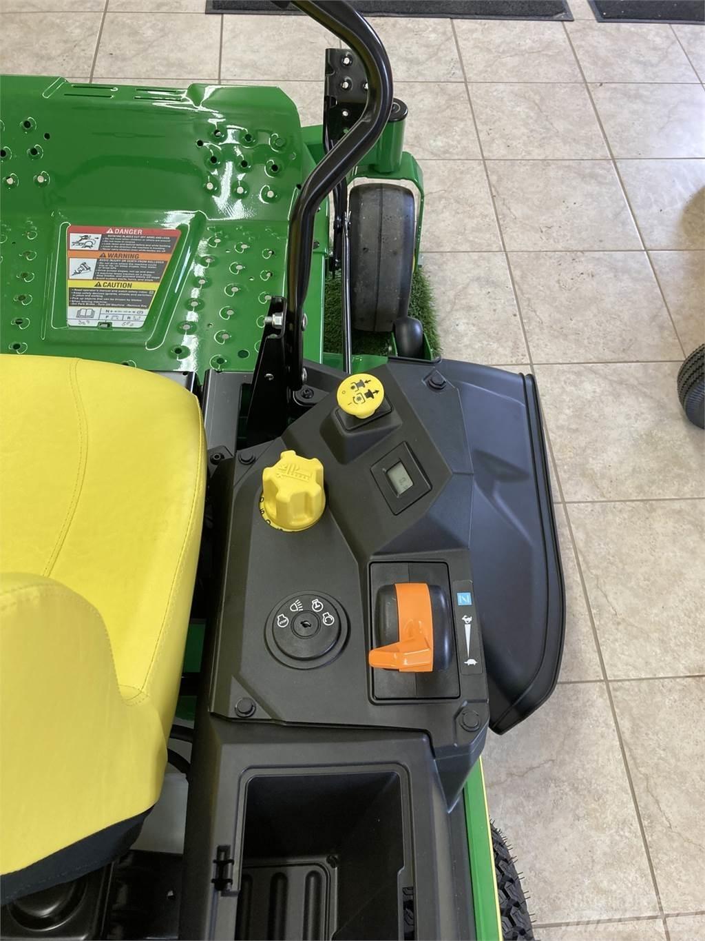 John Deere Z315E Corta-Relvas Zero turn
