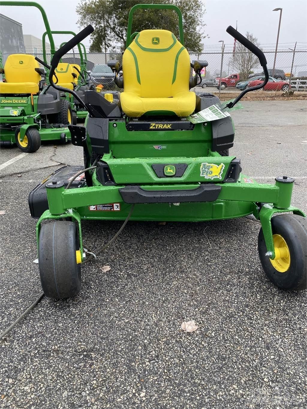 John Deere Z320R Corta-Relvas Zero turn